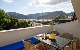 Dedeminn Marina Hotel